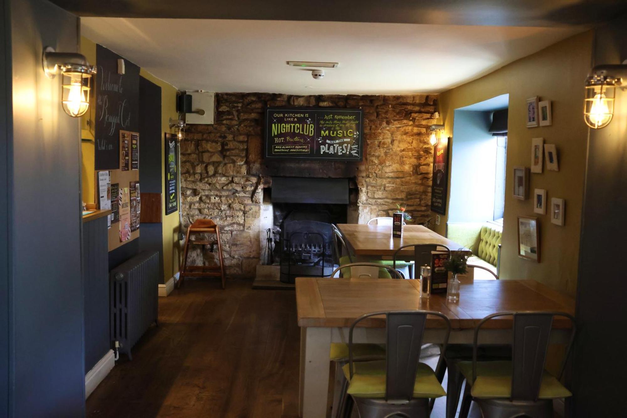 The Ragged Cot Hotel Minchinhampton Exterior photo